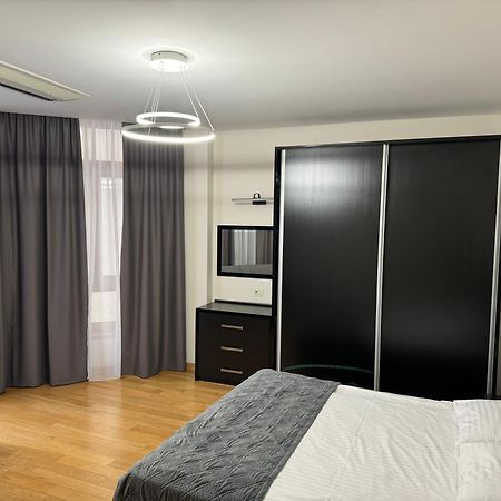 Avenue Residence Erevan Esterno foto