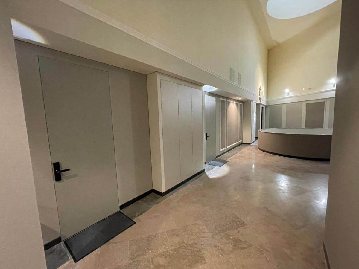 Avenue Residence Erevan Esterno foto