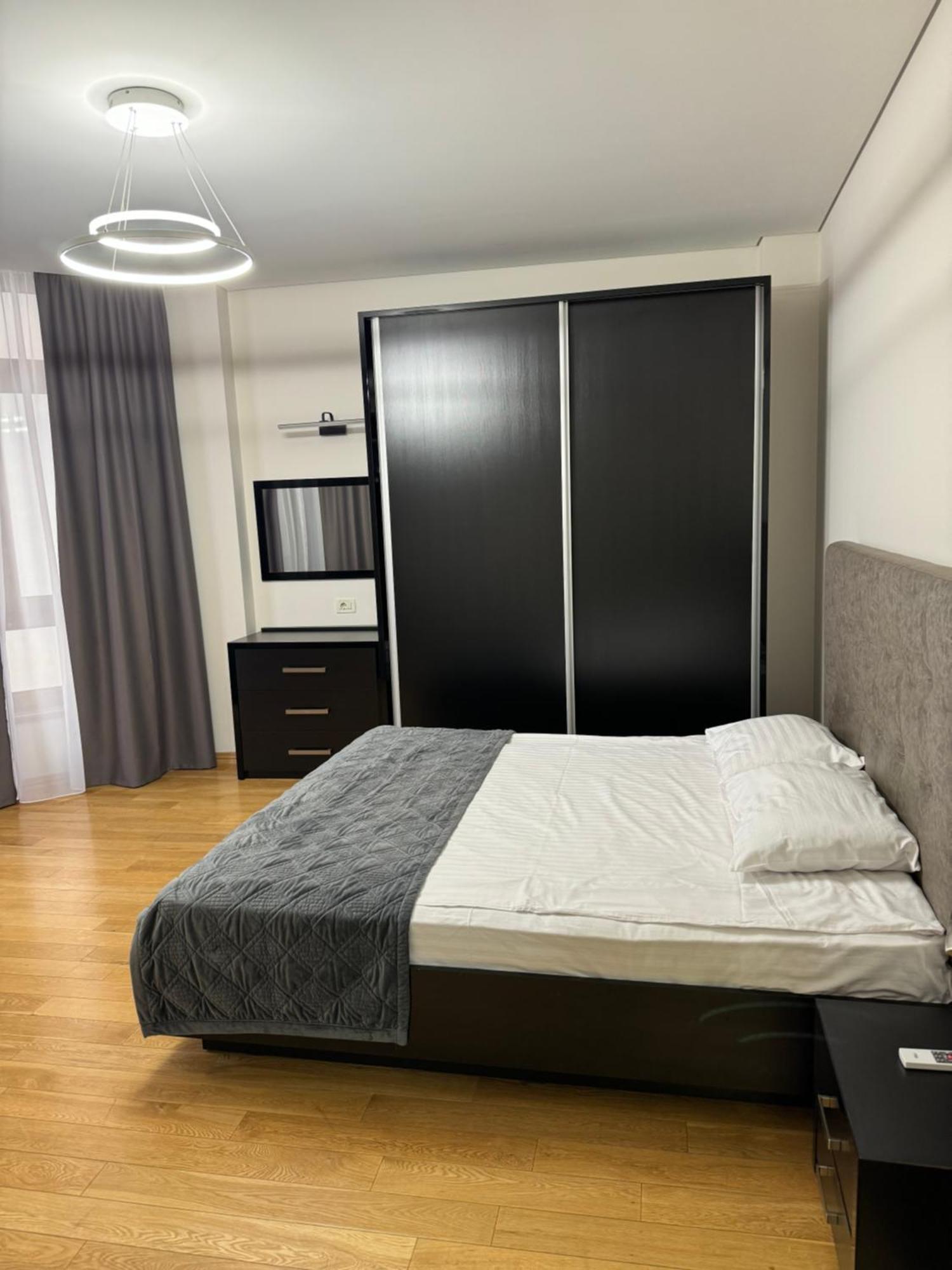Avenue Residence Erevan Esterno foto
