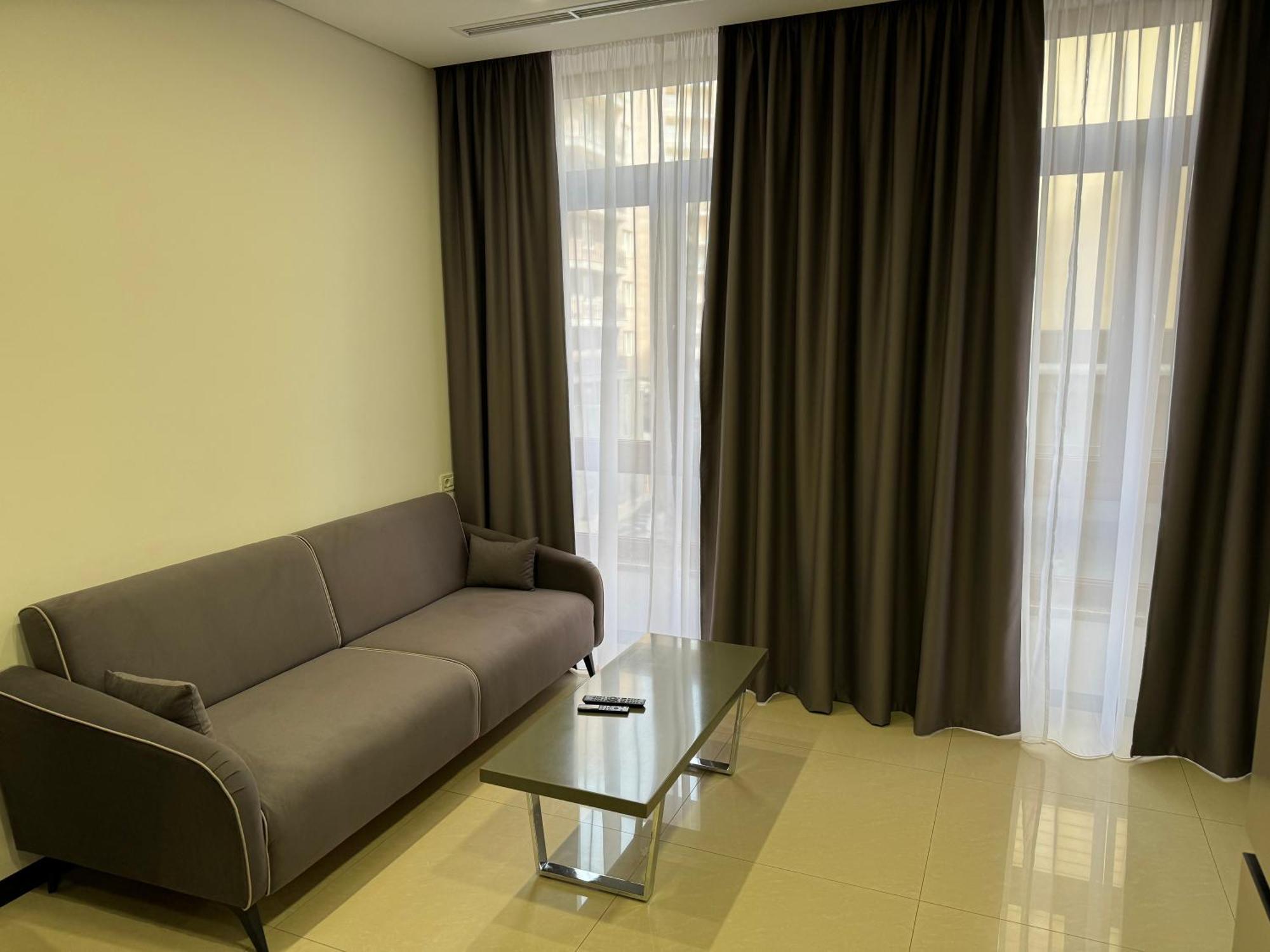 Avenue Residence Erevan Esterno foto